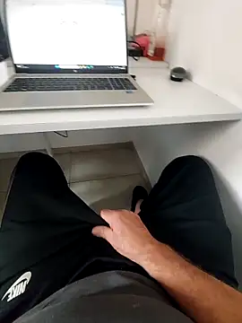 Snapshot of hpp66 chatting on October 9, 2025, 3:54 pm hpp66 online show from October 9, 2025, 3:54 pm