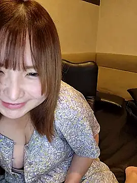 Snapshot of --MIYUKI chatting on October 19, 2025, 3:12 pm --MIYUKI online show from October 19, 2025, 3:12 pm