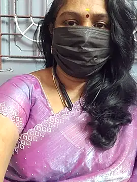 Snapshot of Tamil_Azhaghi25 chatting on December 18, 2025, 6:58 pm Tamil Azhaghi25 online show from December 18, 2025, 6:58 pm