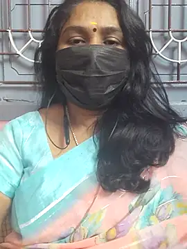 Snapshot of Tamil_Azhaghi25 chatting on December 20, 2025, 7:43 pm Tamil Azhaghi25 online show from December 20, 2025, 7:43 pm