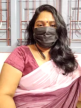 Snapshot of Tamil_Azhaghi25 chatting on January 9, 2026, 6:31 pm Tamil Azhaghi25 online show from January 9, 2026, 6:31 pm