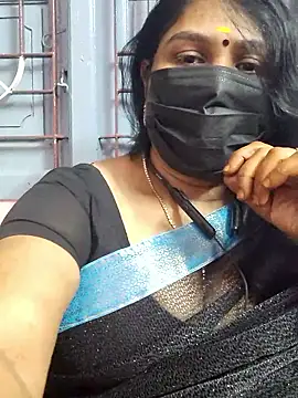 Snapshot of Tamil_Azhaghi25 chatting on January 17, 2026, 6:22 pm Tamil Azhaghi25 online show from January 17, 2026, 6:22 pm