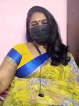 Snapshot of Tamil_Azhaghi25 chatting on February 8, 2026, 5:16 pm Tamil Azhaghi25 online show from February 8, 2026, 5:16 pm