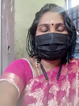 Snapshot of Tamil_Azhaghi25 chatting on May 23, 2026, 10:41 am Tamil Azhaghi25 online show from May 23, 2026, 10:41 am
