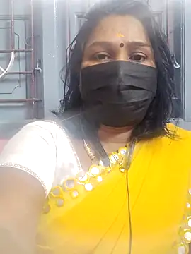 Snapshot of Tamil_Azhaghi25 chatting on July 2, 2026, 12:22 pm Tamil Azhaghi25 online show from July 2, 2026, 12:22 pm