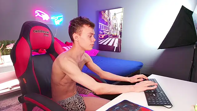 Snapshot of Brad_Myles chatting on October 1, 2025, 2:45 pm Brad Myles online show from October 1, 2025, 2:45 pm