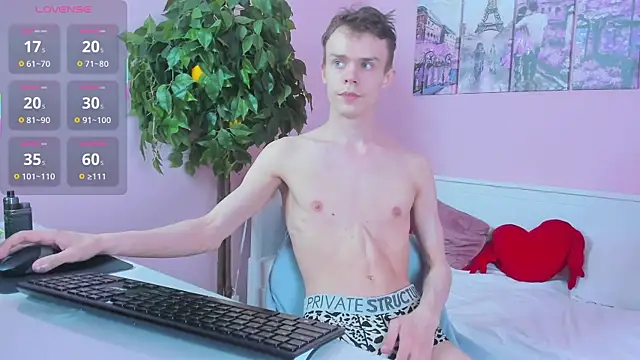 Snapshot of Brad_Myles chatting on October 16, 2025, 12:39 pm Brad Myles online show from October 16, 2025, 12:39 pm