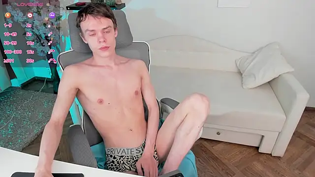 Snapshot of Brad_Myles chatting on December 5, 2025, 5:53 pm Brad Myles online show from December 5, 2025, 5:53 pm