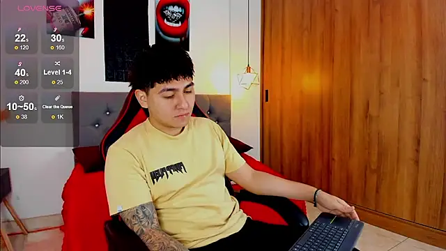 Nicolas James Sc online show from December 22, 2025, 1:41 pm