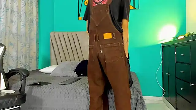 Maikol Ortiz online show from March 3, 2026, 1:06 pm