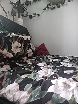 BabyFaceMia online show from November 5, 2025, 12:38 pm