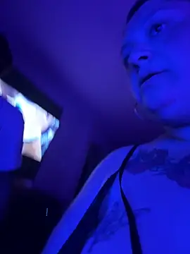 Snapshot of bbwbubbles77 chatting on December 15, 2025, 4:55 pm bbwbubbles77 online show from December 15, 2025, 4:55 pm