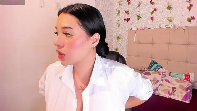 Snapshot of Scarlett_Hot7 chatting on September 12, 2025, 5:07 am Scarlett Hot7 online show from September 12, 2025, 5:07 am