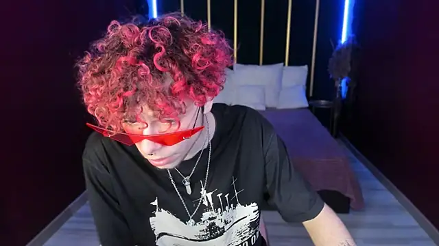 Blaiz Vok online show from December 21, 2025, 8:38 pm