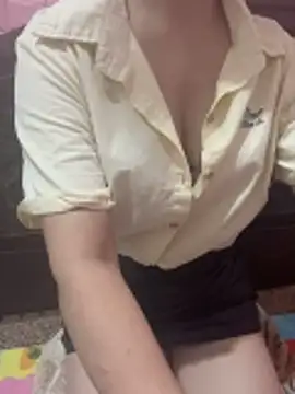 Snapshot of Thu_yaha chatting on May 8, 2026, 1:55 am Thu yaha online show from May 8, 2026, 1:55 am