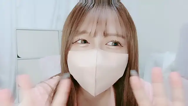 Snapshot of Hanachan_Gcup_ chatting on October 16, 2025, 8:15 am Hanachan Gcup online show from October 16, 2025, 8:15 am