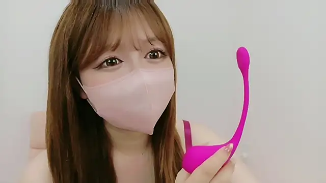 Snapshot of Hanachan_Gcup_ chatting on July 4, 2026, 8:37 pm Hanachan Gcup online show from July 4, 2026, 8:37 pm