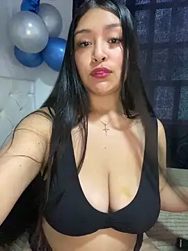 Snapshot of Aurora_fire1 chatting on February 20, 2026, 5:13 pm Aurora fire1 online show from February 20, 2026, 5:13 pm