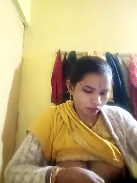 Snapshot of Jaya_Iyer chatting on February 4, 2026, 2:23 pm Jaya Iyer online show from February 4, 2026, 2:23 pm