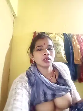 Snapshot of Jaya_Iyer chatting on February 5, 2026, 2:43 pm Jaya Iyer online show from February 5, 2026, 2:43 pm