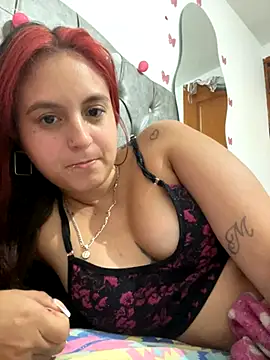 Snapshot of EmilyCoy_ chatting on November 9, 2025, 7:45 pm EmilyCoy online show from November 9, 2025, 7:45 pm