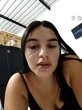 Snapshot of chloe_90 chatting on October 28, 2025, 12:03 am chloe 90 online show from October 28, 2025, 12:03 am