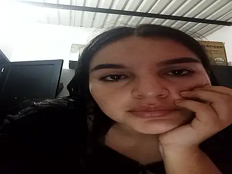 Snapshot of chloe_90 chatting on November 7, 2025, 4:12 am chloe 90 online show from November 7, 2025, 4:12 am