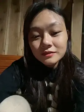 mai-xinh online show from November 3, 2025, 3:35 pm