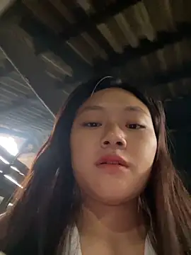 mai-xinh online show from November 17, 2025, 1:00 am