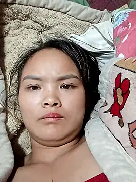 xinhxinhcute online show from October 28, 2025, 9:57 am