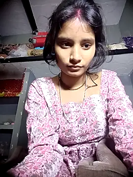 Snapshot of Hot_Mayra_ chatting on November 16, 2025, 6:19 am Hot Mayra online show from November 16, 2025, 6:19 am