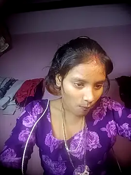 Snapshot of Hot_Mayra_ chatting on December 5, 2025, 6:33 am Hot Mayra online show from December 5, 2025, 6:33 am