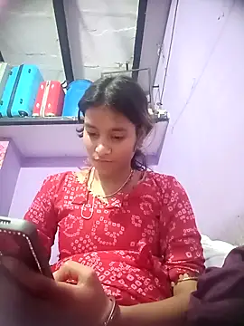 Snapshot of Hot_Mayra_ chatting on December 14, 2025, 9:47 am Hot Mayra online show from December 14, 2025, 9:47 am