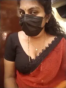 Snapshot of Nithiila chatting on April 21, 2026, 5:06 pm Nithiila online show from April 21, 2026, 5:06 pm
