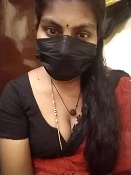 Snapshot of Nithiila chatting on June 6, 2026, 11:48 am Nithiila online show from June 6, 2026, 11:48 am
