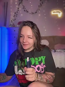 Snapshot of -Meowy- chatting on July 25, 2026, 11:13 pm -Meowy- online show from July 25, 2026, 11:13 pm