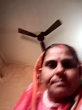 Snapshot of Hot_rachnasexy chatting on November 27, 2025, 10:06 am Hot rachnasexy online show from November 27, 2025, 10:06 am