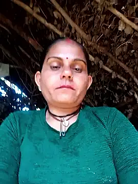 Snapshot of Hot_rachnasexy chatting on December 5, 2025, 9:40 am Hot rachnasexy online show from December 5, 2025, 9:40 am