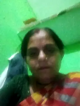 Snapshot of Hot_rachnasexy chatting on April 28, 2026, 5:40 pm Hot rachnasexy online show from April 28, 2026, 5:40 pm