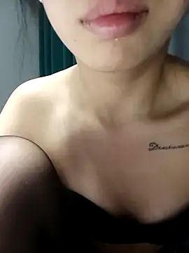 mumu7890 online show from October 20, 2025, 11:54 am