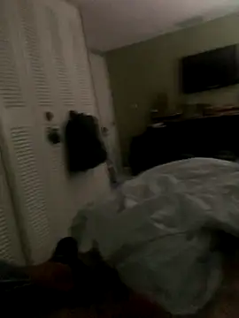 Hugecock9inchhh online show from December 15, 2025, 4:55 pm