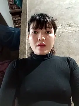 Snapshot of Thao_xx chatting on September 22, 2025, 10:39 am Thao xx online show from September 22, 2025, 10:39 am