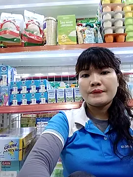 Snapshot of Thao_xx chatting on October 17, 2025, 10:40 am Thao xx online show from October 17, 2025, 10:40 am