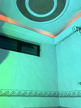 GiorgiaLuxee online show from November 2, 2025, 11:12 am