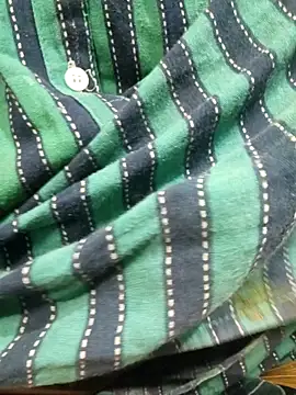 desi boudi87 online show from March 25, 2026, 5:19 pm