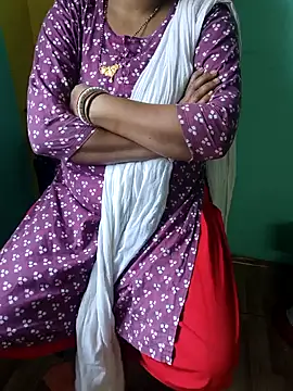 Snapshot of desi_boudi87 chatting on May 3, 2026, 3:23 am desi boudi87 online show from May 3, 2026, 3:23 am