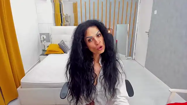 Snapshot of MarbellaRyder chatting on July 13, 2026, 9:06 pm MarbellaRyder online show from July 13, 2026, 9:06 pm