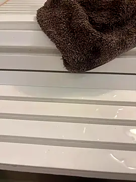 sukebegorilla online show from October 28, 2025, 4:42 pm