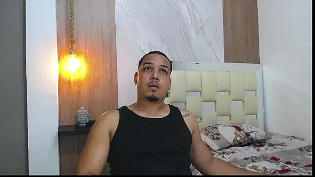 Snapshot of taylor_collins_ chatting on September 28, 2025, 6:02 pm taylor collins online show from September 28, 2025, 6:02 pm