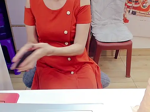 Snapshot of Funnygirl_9x chatting on December 20, 2025, 2:29 am Funnygirl 9x online show from December 20, 2025, 2:29 am